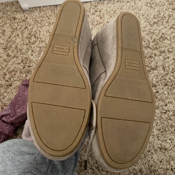 TOMS taupe brown suede wedge booties - Picture 5 of 6
